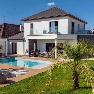 Maison 5 pièces 936000 €
