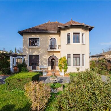 Maison 7 pièces 275000 €