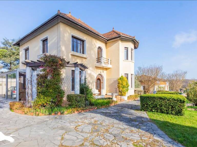 Maison art déco de 7 pièces principales — photo 1