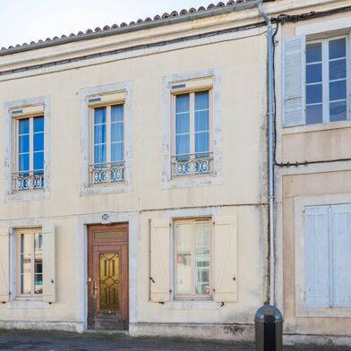 Maison 7 pièces 220000 €