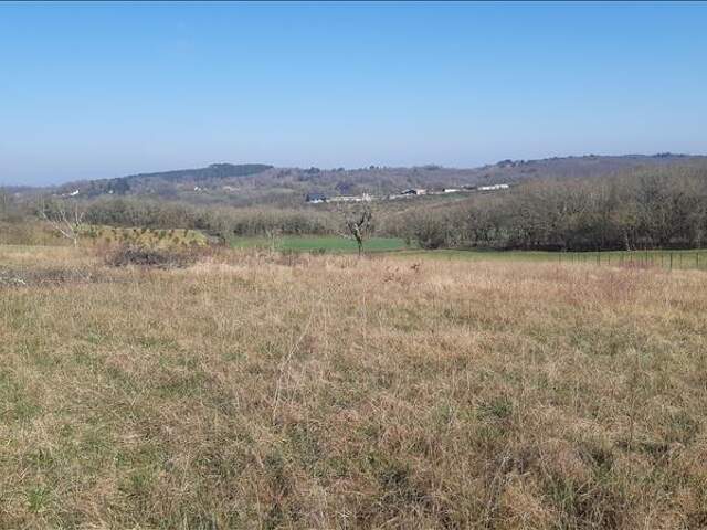 Terrain à bâtir de 0 pièces principales — photo du bien