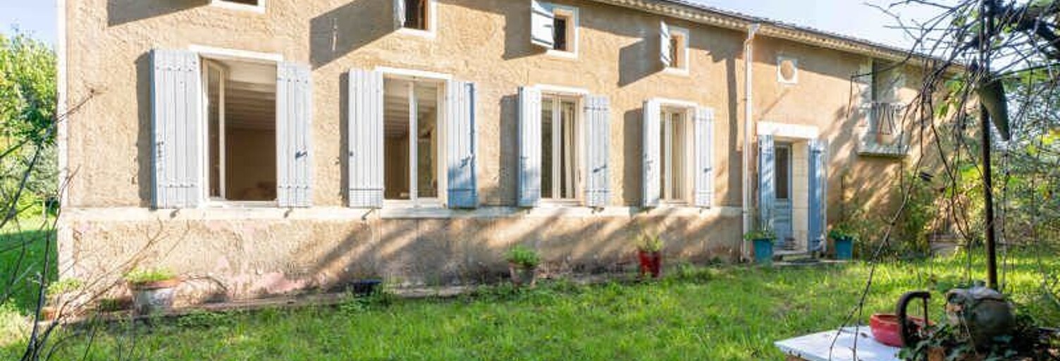 Maison 6 Pièces 173 m² à vendre à Saint-Bonnet-sur-Gironde (17150)