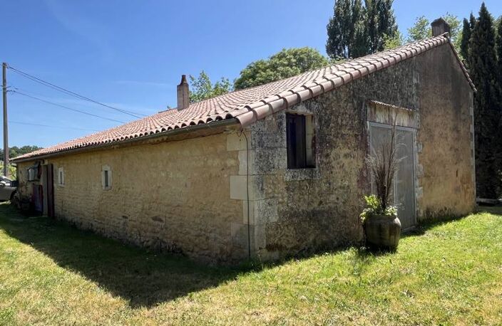 Charentaise de 6 pièces principales — photo 2