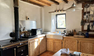 Maison 9 Pièces 157 m² à vendre à Hosta (64120)