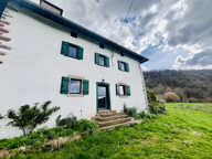 ANCIENNE FERME BASQUE RENOVÉE AVEC TERRES AGRICOLES — photo 3