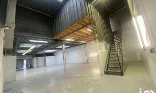 Commerce  305 m² à louer à Vaux-le-Pénil (77000)