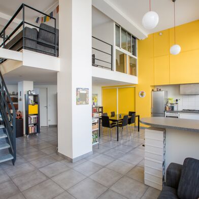 Appartement 5 pièces 375000 €