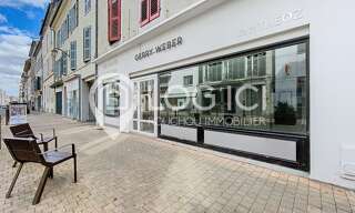 Commerce  107 m² à louer à Pau (64000)