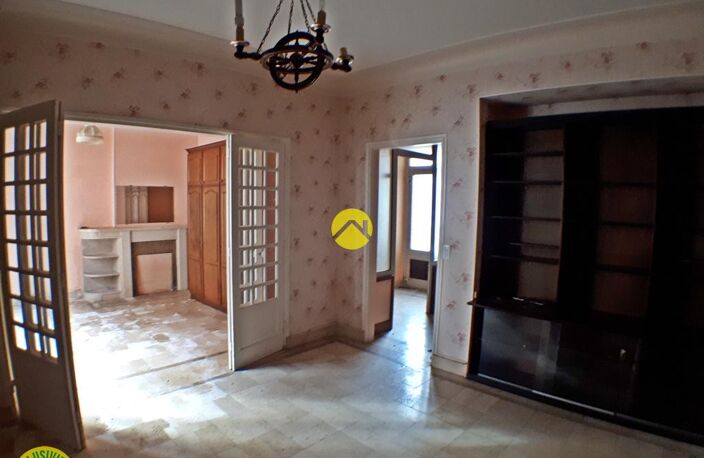 APPARTEMENT AVEC DÉPENDANCES — photo 3
