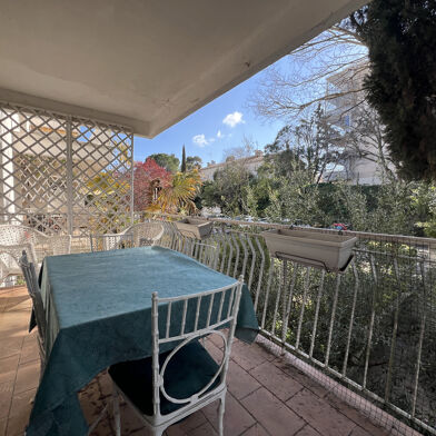 Appartement 3 pièces 990 €