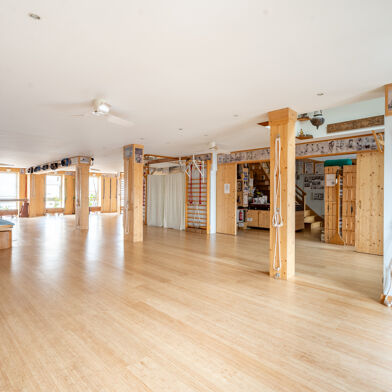 Commerce 4 pièces 799000 €