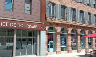 Commerce  450 m² à louer à Rodez (12000)