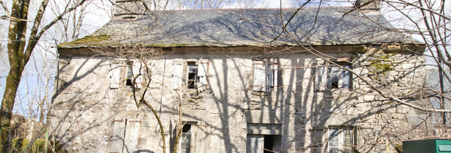 Maison 6 Pièces 180 m² à vendre à Saint-Vincent-de-Salers (15380)