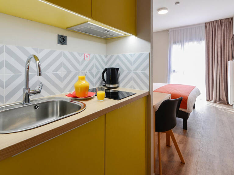 INVESTISSEMENT LMNP - STUDIO APPART CITY BLOIS — photo 1