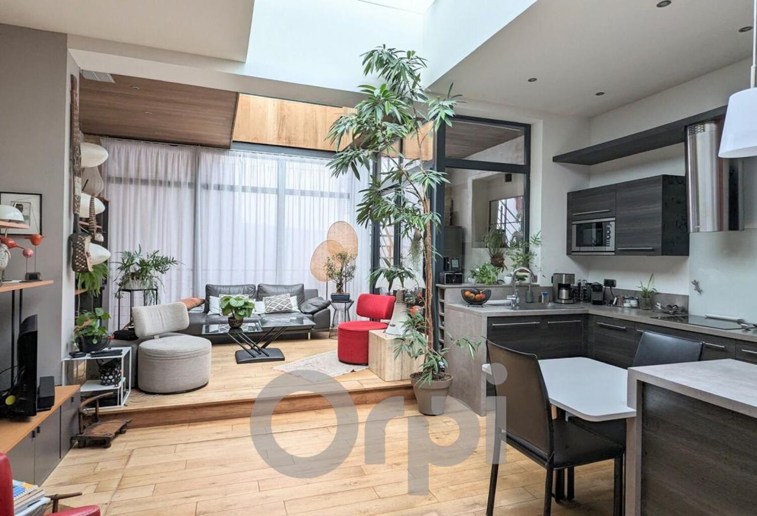 Loft d’exception sur le Vieux Port – 118 m², 2 suites, climatisé — photo 1