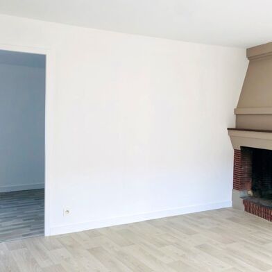 Appartement 4 pièces 144000 €