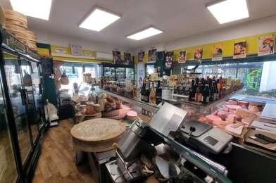 Commerce 2 pièces 318000 €