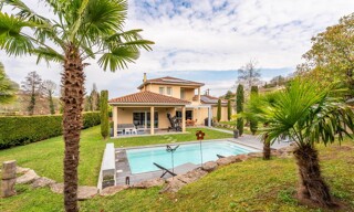 Maison 6 Pièces 248 m² à vendre à Porte des Pierres Dorées (69400)