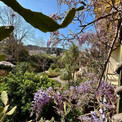 Appartement 8 pièces 449000 €