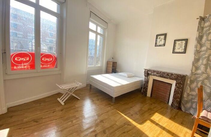 REIMS : appartement T2 (48 m²) en location — photo 4