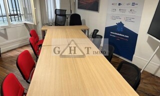 Bureau  120 m² à louer à Paris 11 (75011)