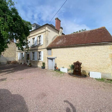 Maison 8 pièces 323000 €