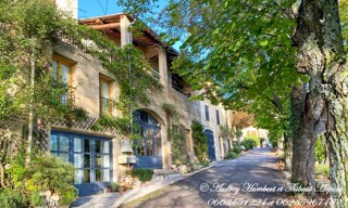 Maison 7 Pièces 215 m² à vendre à Riez (04500)