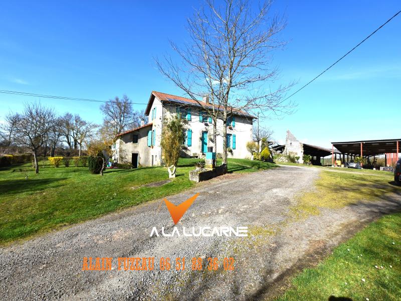 Villa / Maison  T7 à vendre Absie (L') 79240