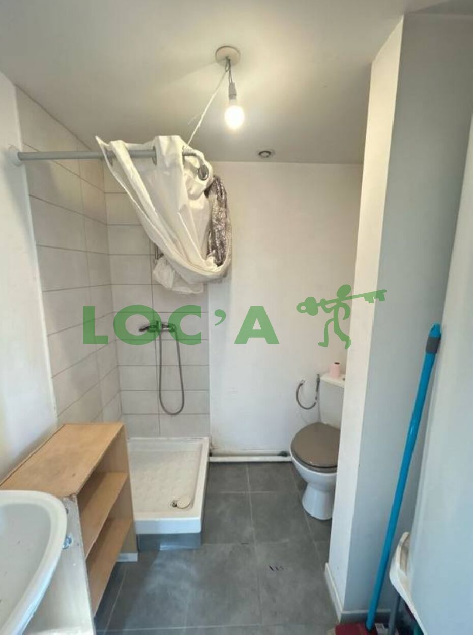 Location Studio 18 m² à Lyon 7 680 ¤ CC /mois
