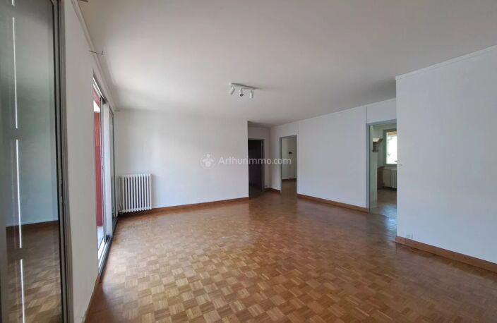 Appt T3 veranda et balcon — photo 3