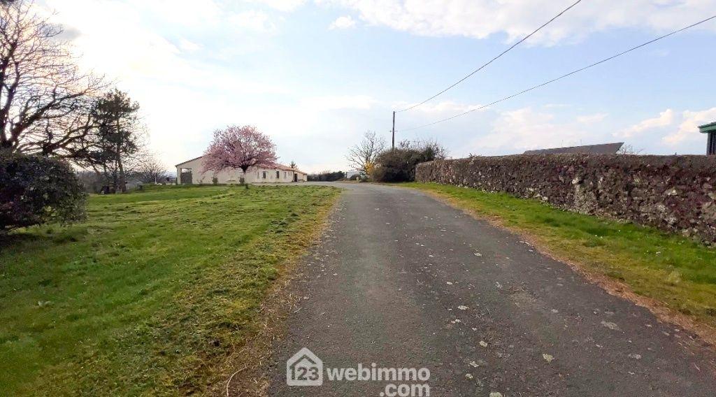 Photo Maison - 222m² - Châtillon-sur-Thouet image 3/4