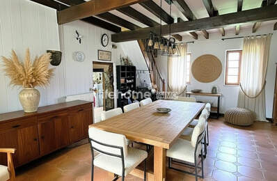 Maison familiale avec dépendances et grand terrain  environn — photo du bien