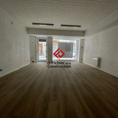 Commerce 2 pièces 459 €