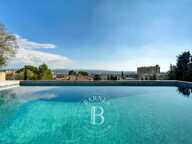 AIX EN PROVENCE - PROCHE CENTRE VILLE - VILLA ARCHITECTE 200M2- — photo 2