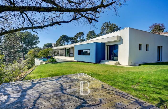 AIX EN PROVENCE - PROCHE CENTRE VILLE - VILLA ARCHITECTE 200M2- — photo 5