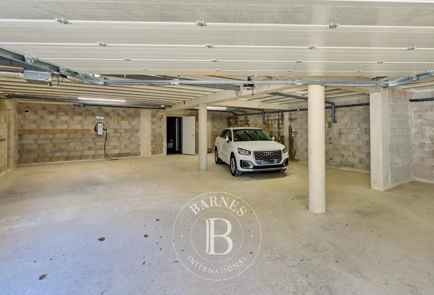AIX EN PROVENCE - PROCHE CENTRE VILLE - VILLA ARCHITECTE 200M2- — photo 1