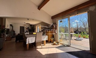 Maison 8 Pièces 150 m² à vendre à Laragne-Montéglin (05300)