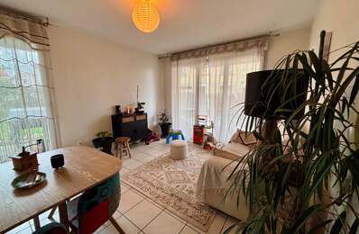 Parking + Appartement — photo du bien