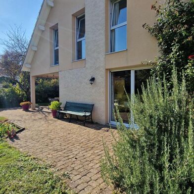 Maison 8 pièces 350000 €