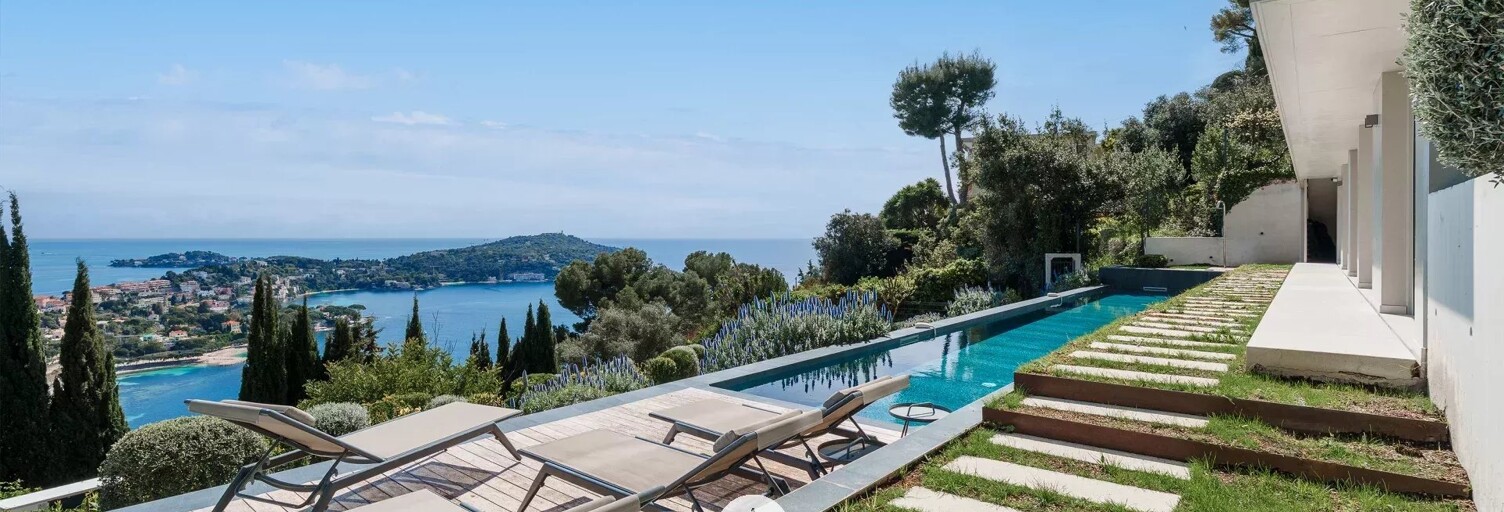 Maison 7 Pièces 330 m² à vendre à Villefranche-sur-Mer (06230)