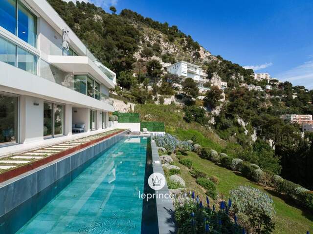 Villefranche-sur-Mer - "Corne d'Or" - Villa Contemporaine - Vue Panoramique — photo du bien