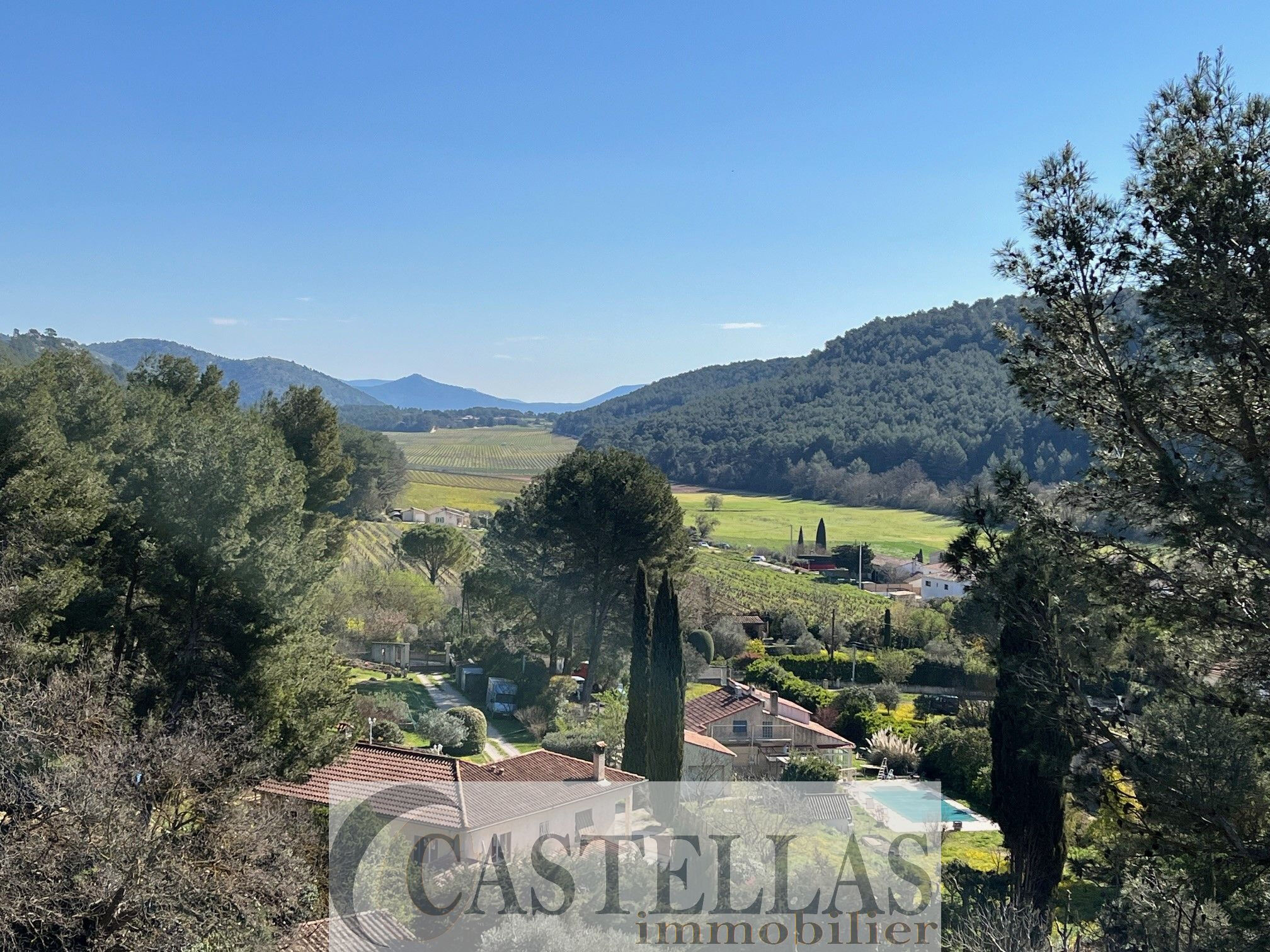 Villa / Maison 6 pièces  à vendre Roquefort-la-Bédoule 13830