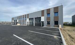 Commerce  327 m² à louer à Villefranche-sur-Saône (69400)