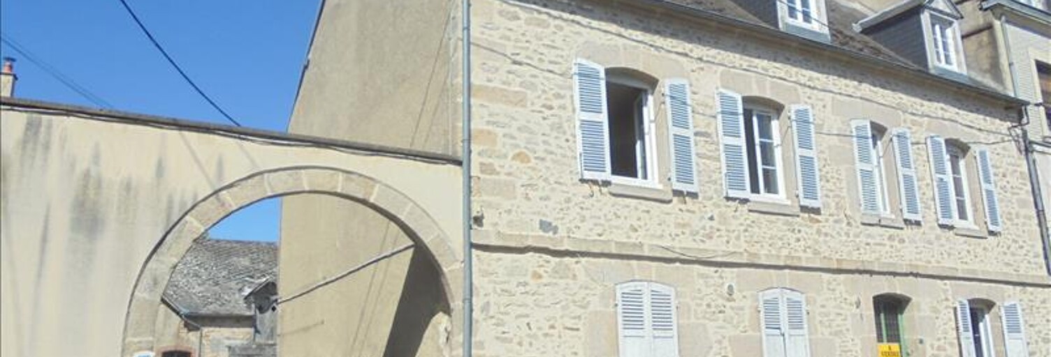 Immeuble   m² à vendre à Dun-le-Palestel (23800)