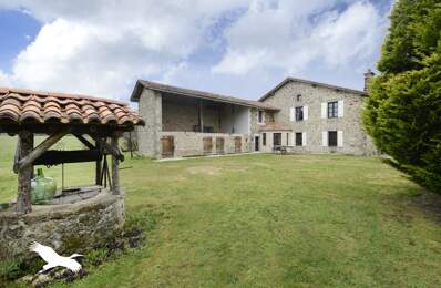 Maison en pierre de 5 pièces principales — photo du bien