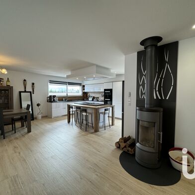 Maison 5 pièces 399000 €