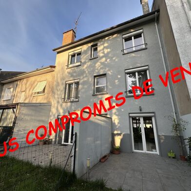 Immeuble  335000 €