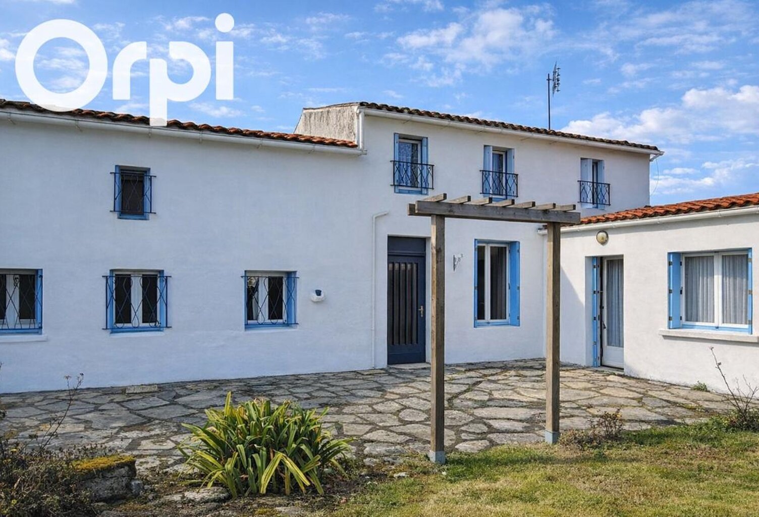 MAISON ARVERT GARAGE DEPENDANCE — photo 1