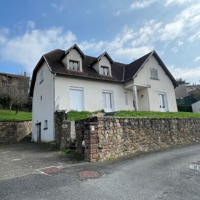 Maison 8 pièces 150500 €