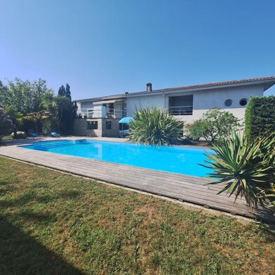 Maison 6 pièces 699000 €
